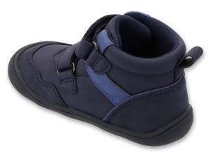 Chlopiece-buty-Barefoot-Befado-za-kostke--granatowy-model-ze-skorzana-wkladka-widok-od-tylu.jpg
