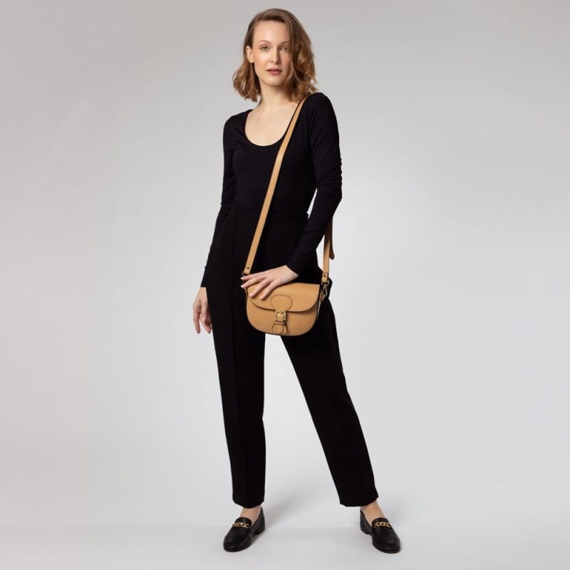 Skórzana torebka damska Toscanio TOS E28 lawendowa