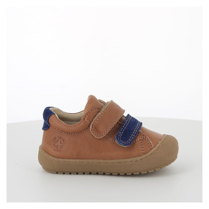 Pierwsze buty dziecięce Primigi 5901111